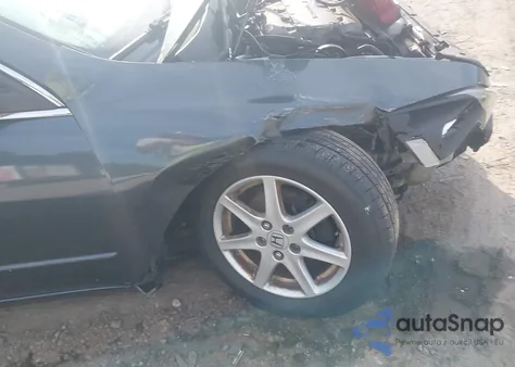 2004 Honda Accord 3.0 Ex z USA, uszkodzony, nr VIN 1HGCM66564A003672